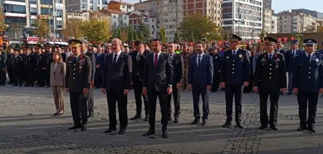 Gazi Mustafa Kemal Atatürk Elazığ’da Düzenlenen Törenle Anıldı