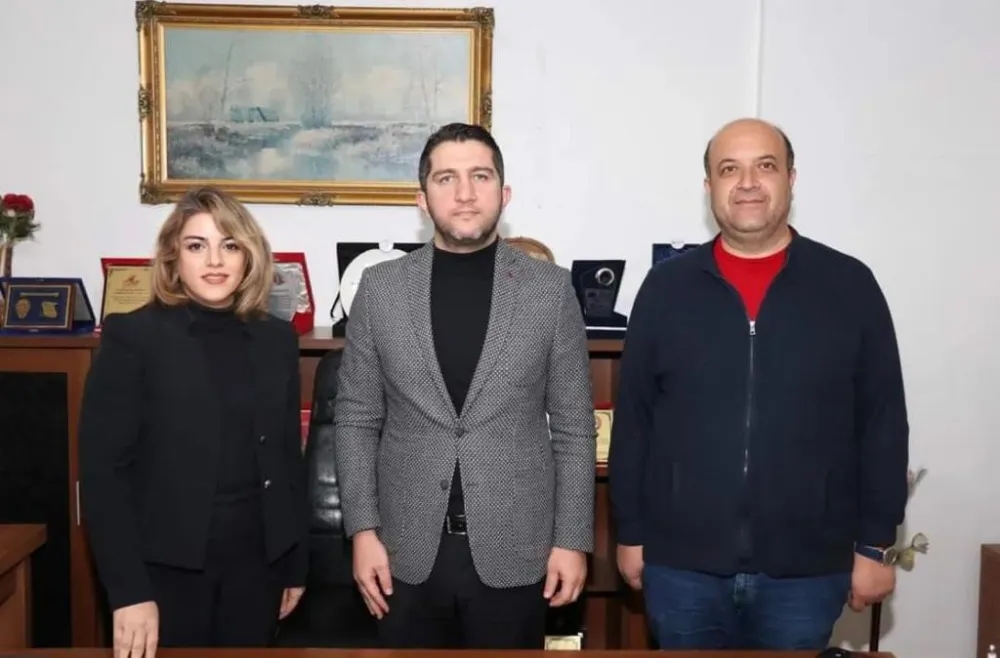 Elazığ Belediye Başkan Aday Adayı Haydar Evliyaoğlu Ayışığı Gazetemizi ziyaret etti