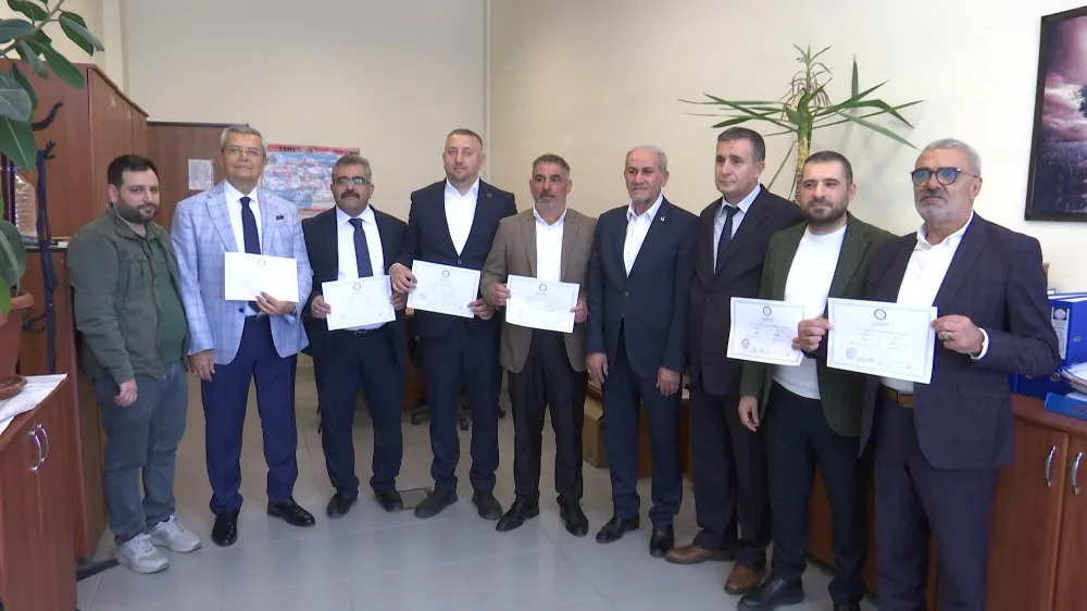 Yeniden Refah Partisi Belediye Meclis Üyeleri Mazbatalarını Aldı