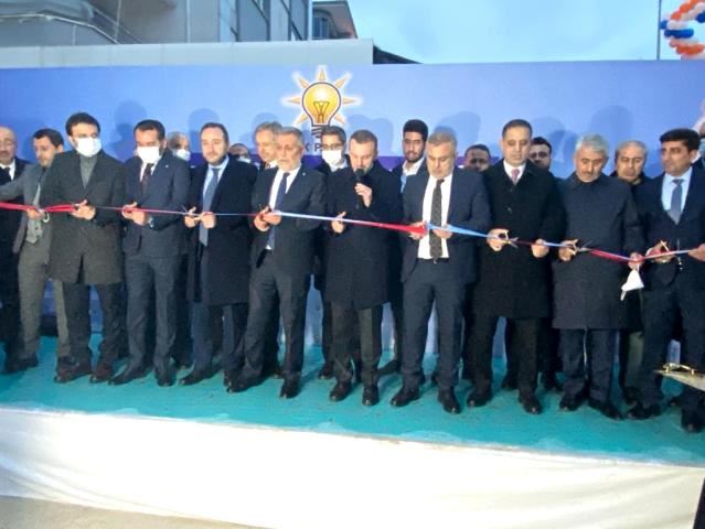 AK Partili Kandemir, partisinin Elazığ İl Başkanlığı binasının açılışını Görkemli bir şekilde yaptı