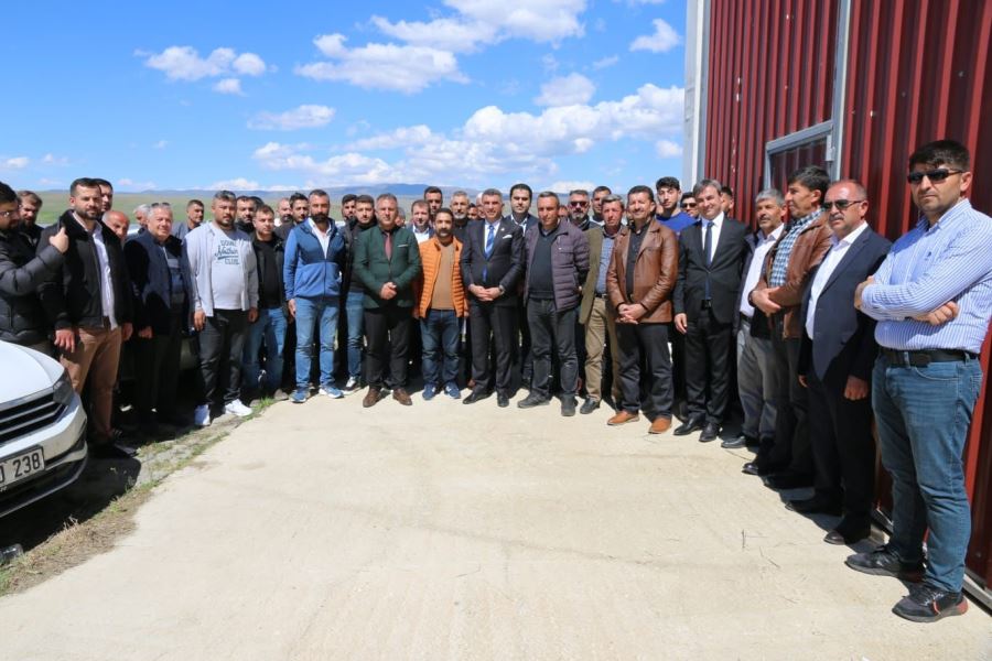 GES yatırımcılarını mağdur eden yönetmeliğe değinen Milletvekili Erol, “ GES sorununuzun çözümü ile ilgili önerileri seçim bildirgemize koyduk”