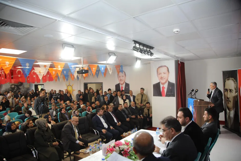 Tevfik Üstündağ, AK Parti Arıcak İlçe Başkanı Seçildi