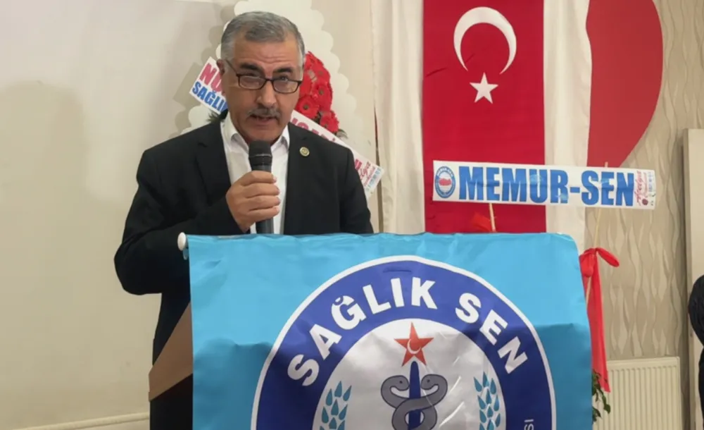 Elazığ’da Sağlık Sen Anneler Gününü Kutladı