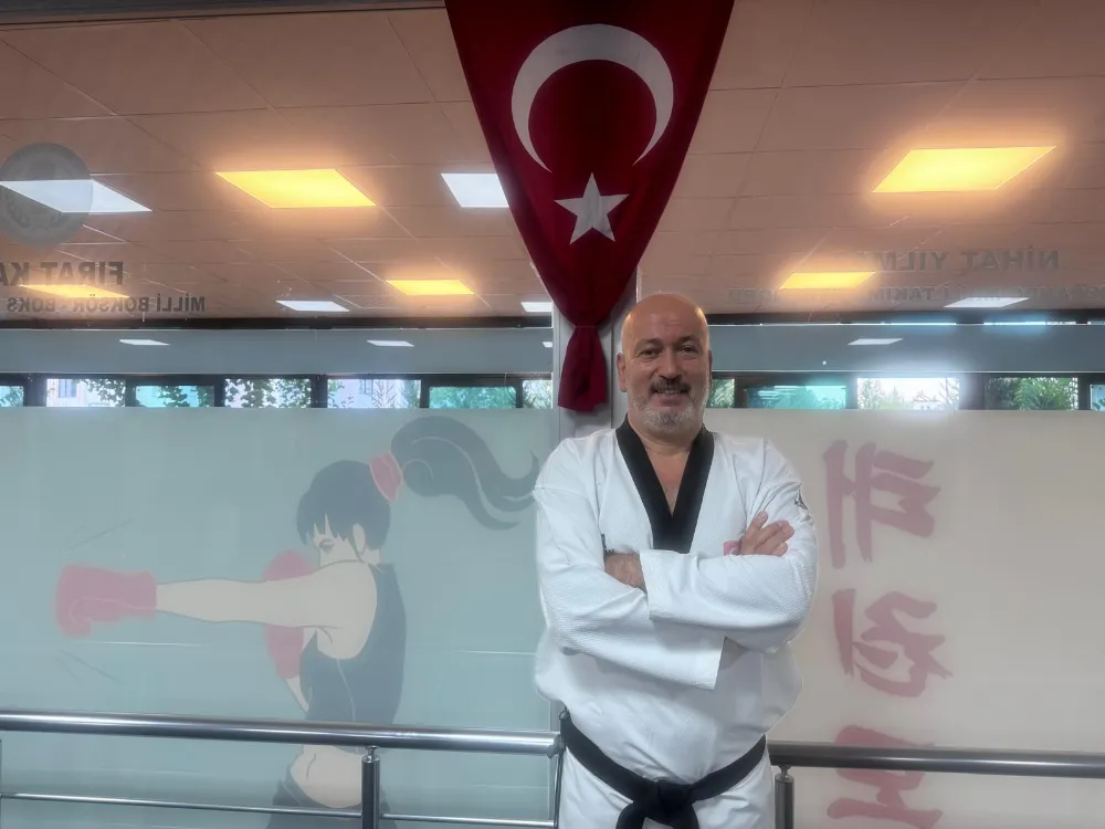 Ahmet Öztürk: 