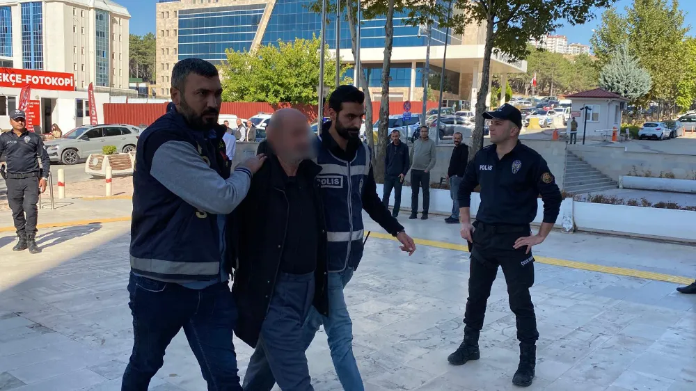 Gazeteci Mehmet Nafiz Koca’ya Silahlı Saldırı Düzenleyen Şüpheli Adliyeye Sevk Edildi