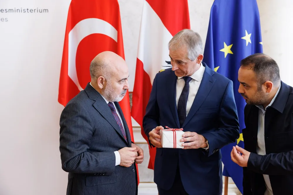Elazığlı Bakan Yardımcısı Mehmet Sağlam’dan Viyana’da Kritik Güvenlik Teması