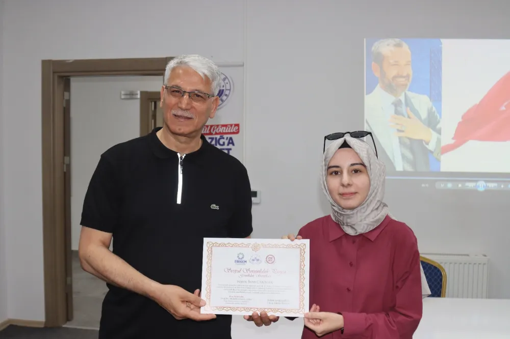 Elazığ Belediyesi ve Fırat Üniversitesi’nden LGS Matematik Eğitmenlerine Sertifika