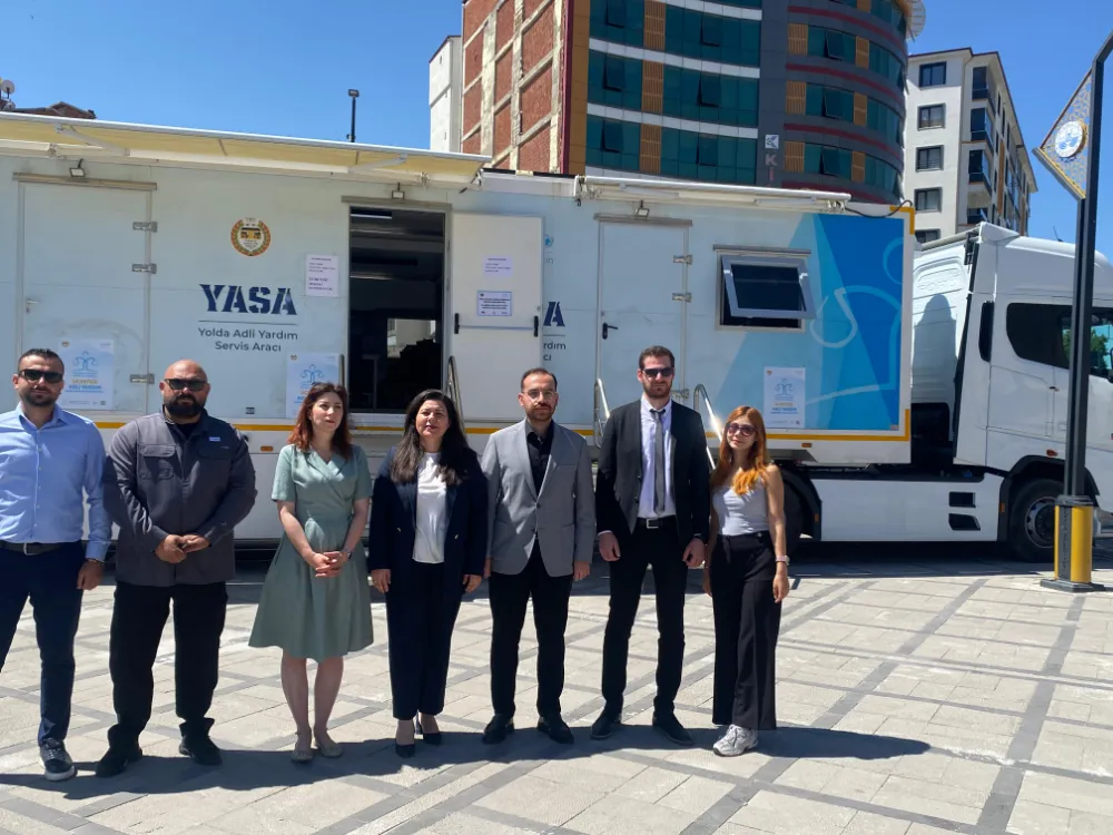 Deprem Mağdurlarına Hukuki Destek İçin “Yolda Adli Yardım Servisi” Elazığ’da Hizmete Başladı