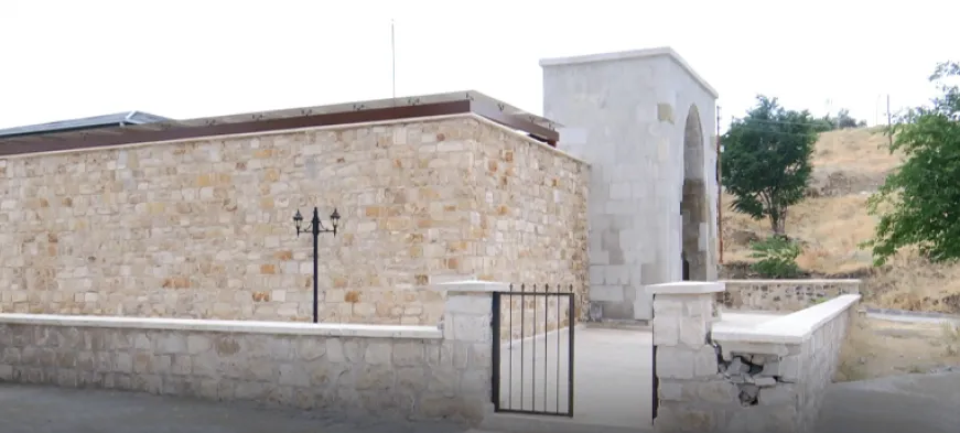 Harput’taki 13. Yüzyıl Artuklu Mirası Esediye-Aslanlı Camii Yeniden İbadete Açıldı